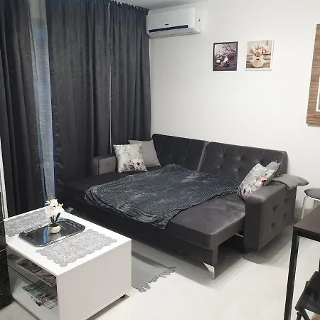 New The Twins Two-bedroom, 3 At 15 Tsani Ginchev Street, Floor 2 * فارنا