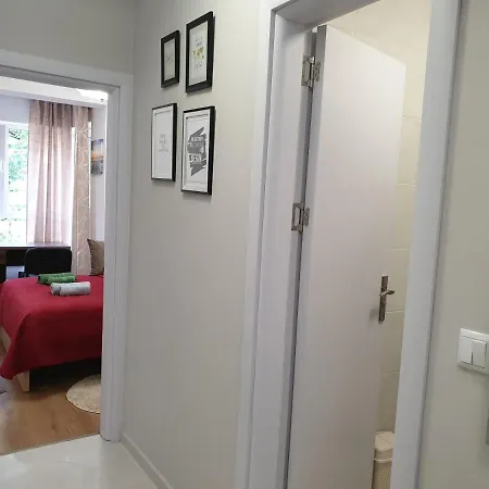 New The Twins Two-bedroom, 3 At 15 Tsani Ginchev Street, Floor 2 شقة *