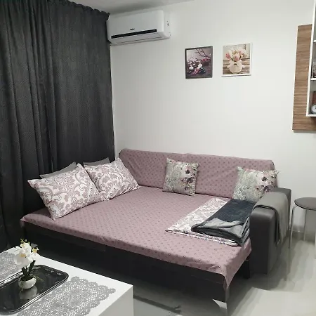 Apartamento New The Twins Two-bedroom, 3 At 15 Tsani Ginchev Street, Floor 2