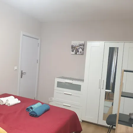 New The Twins Two-bedroom, 3 At 15 Tsani Ginchev Street, Floor 2 Lägenhet Varna